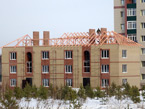 Строительство крыши, остекление, установка дверей жилого дома №10, март 2016 г.